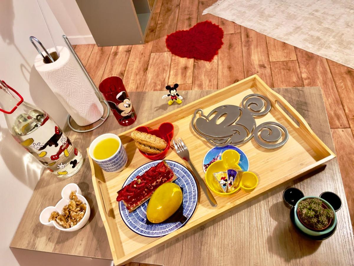 5 Min From Disneyland Cozy Retreat Apartment Montevrain Luaran gambar