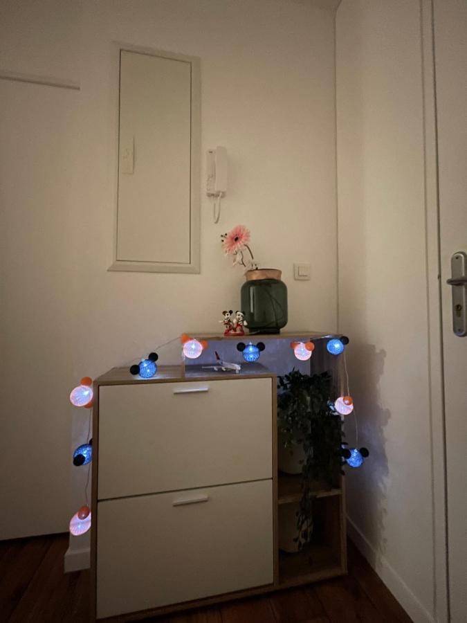 5 Min From Disneyland Cozy Retreat Apartment Montevrain Luaran gambar